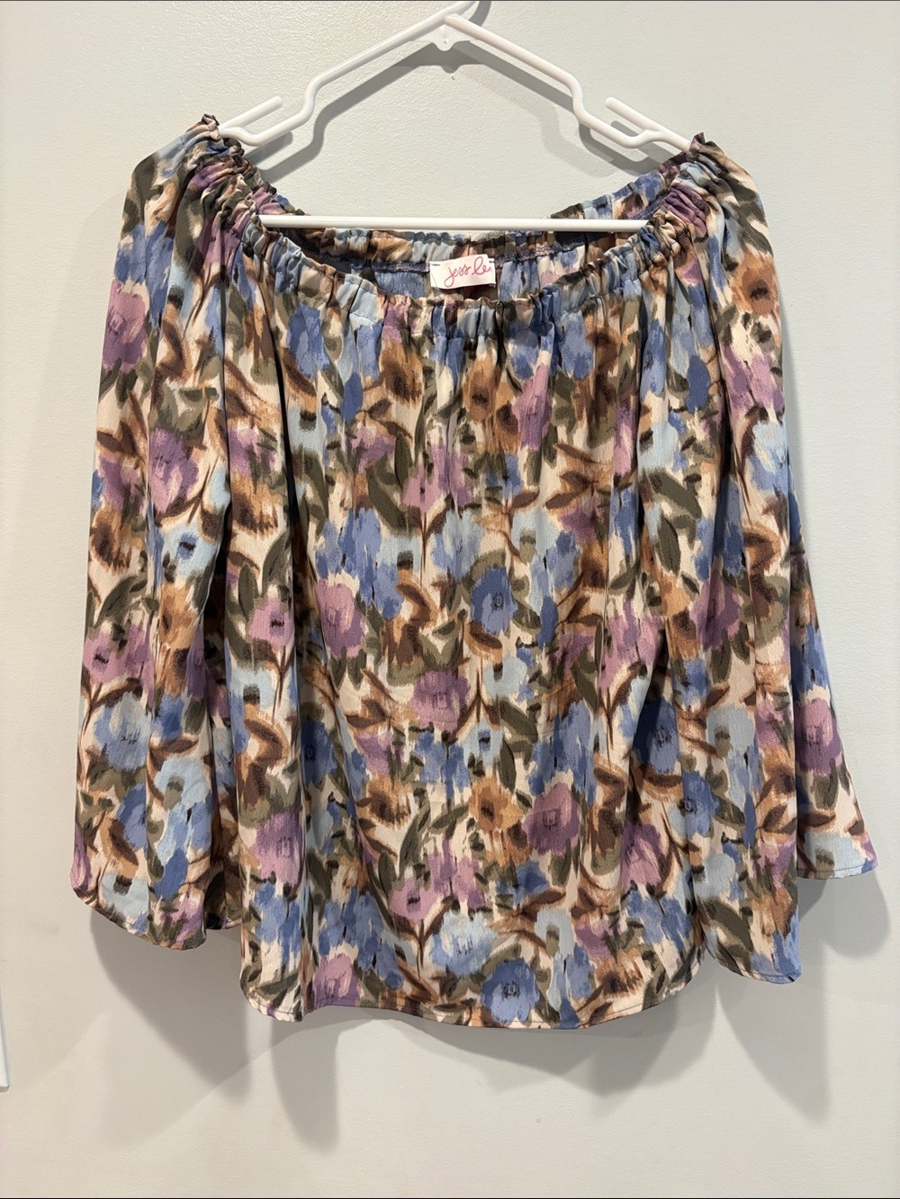 Jess Lea  Multicolor Floral Off-Shoulder Blouse ptp 24 length 24